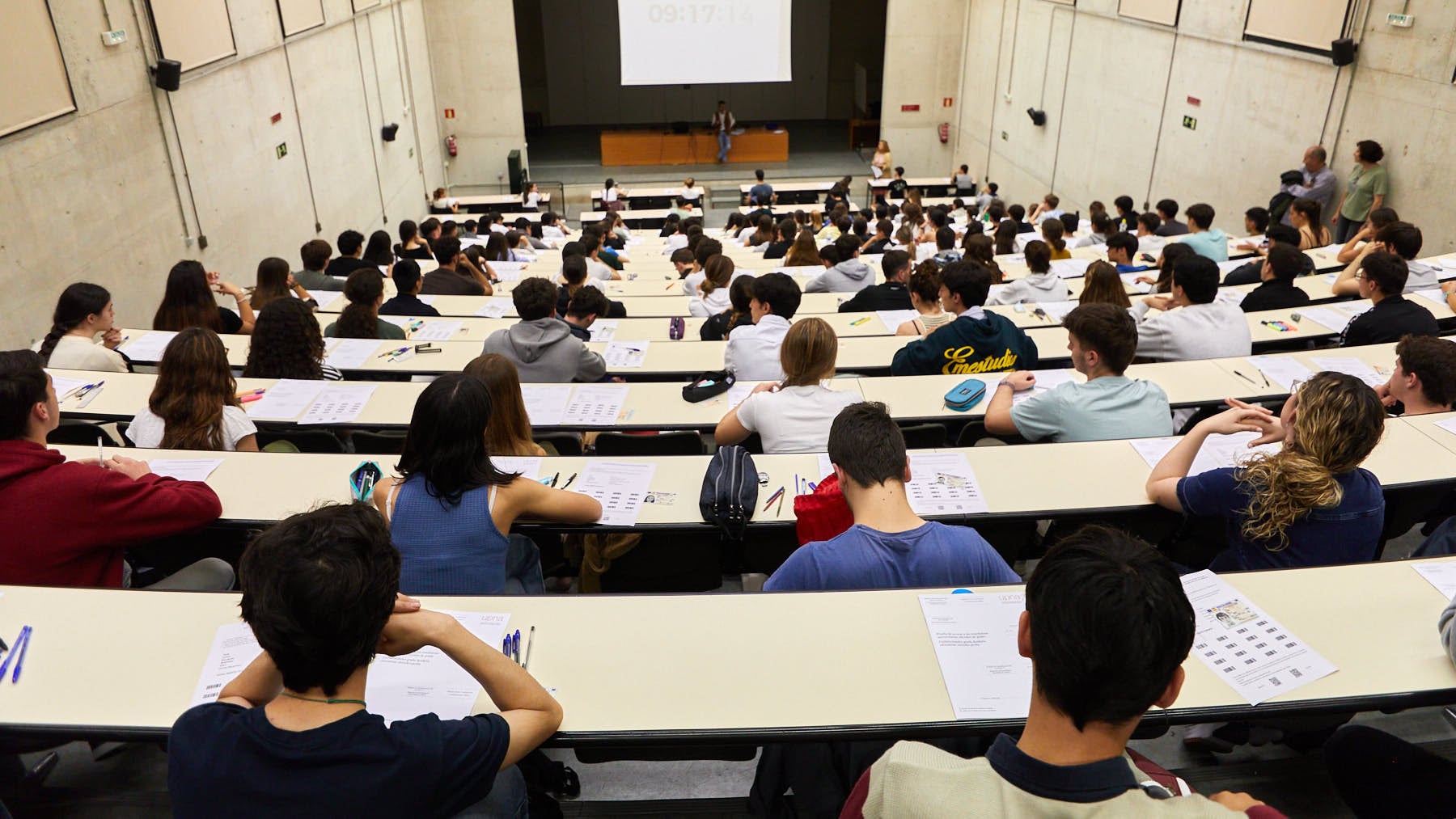 Exámenes y modelos de Selectividad de Navarra resueltos para practicar la Prueba de Acceso a la Universidad (PAU)