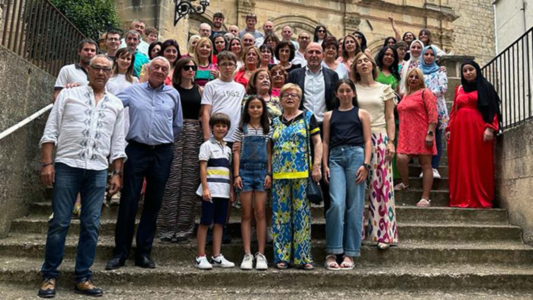 Los trabajadores de Conservas El Agricultor y agricultores celebran con una comida el fin de la campaña del espárrago y los 90 años de la conservera de Lerín. CEDIDA