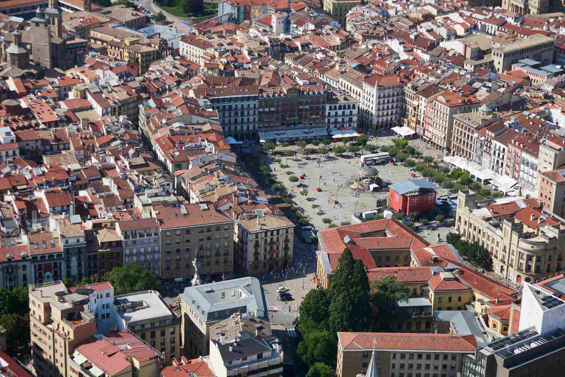 Gurelur denuncia que Asiron multa a sus voluntarios cuando acuden a salvar animales al centro de Pamplona