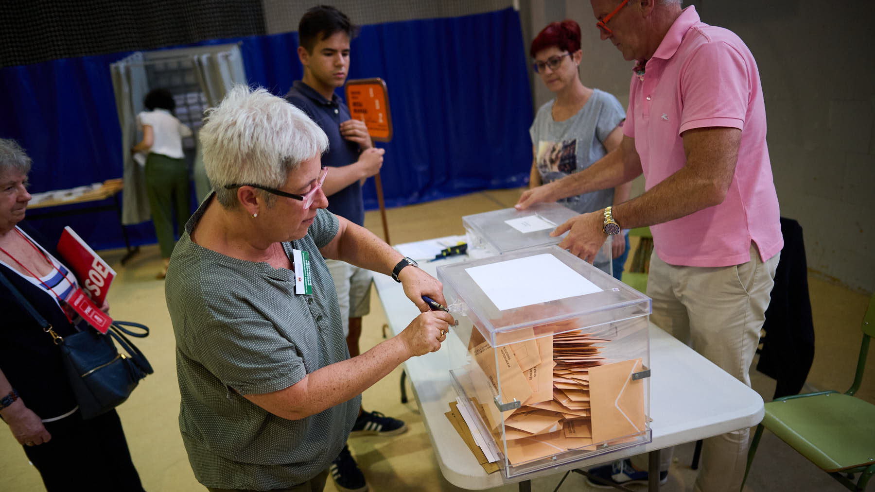 Pamplona lleva a cabo el resorteo de las mesas electorales: comprueba si te ha tocado