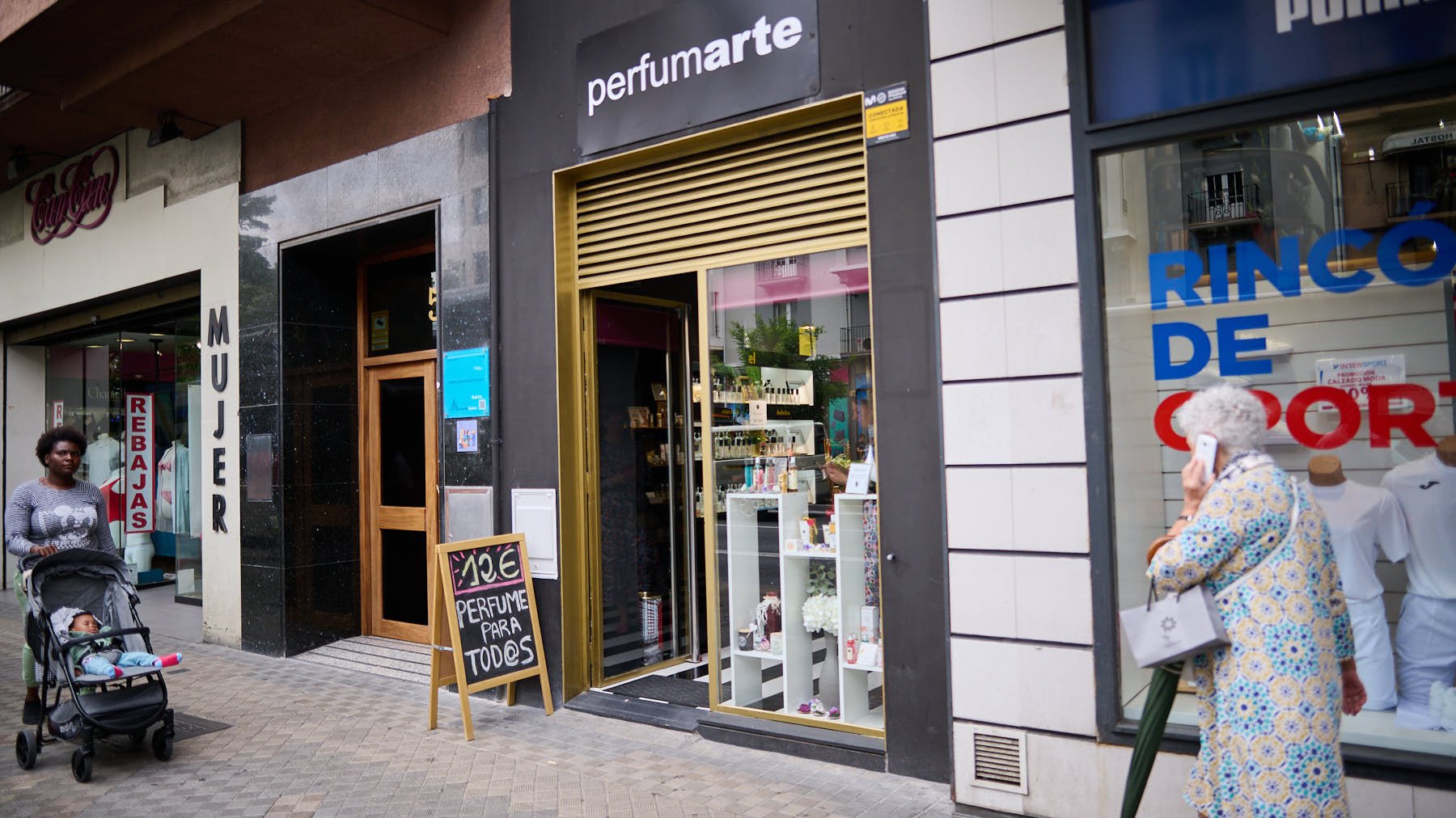 Perfumarte, en la avenida Conde Oliveto 5. PABLO LASAOSA