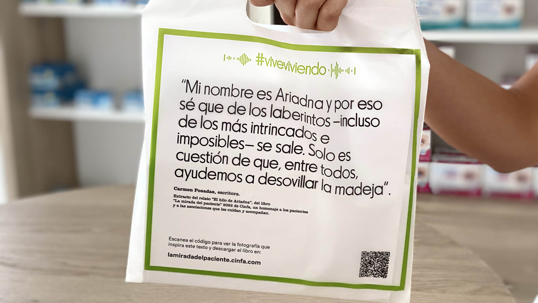 Bolsas Cinfa De su mirada a la tuya. CEDIDA