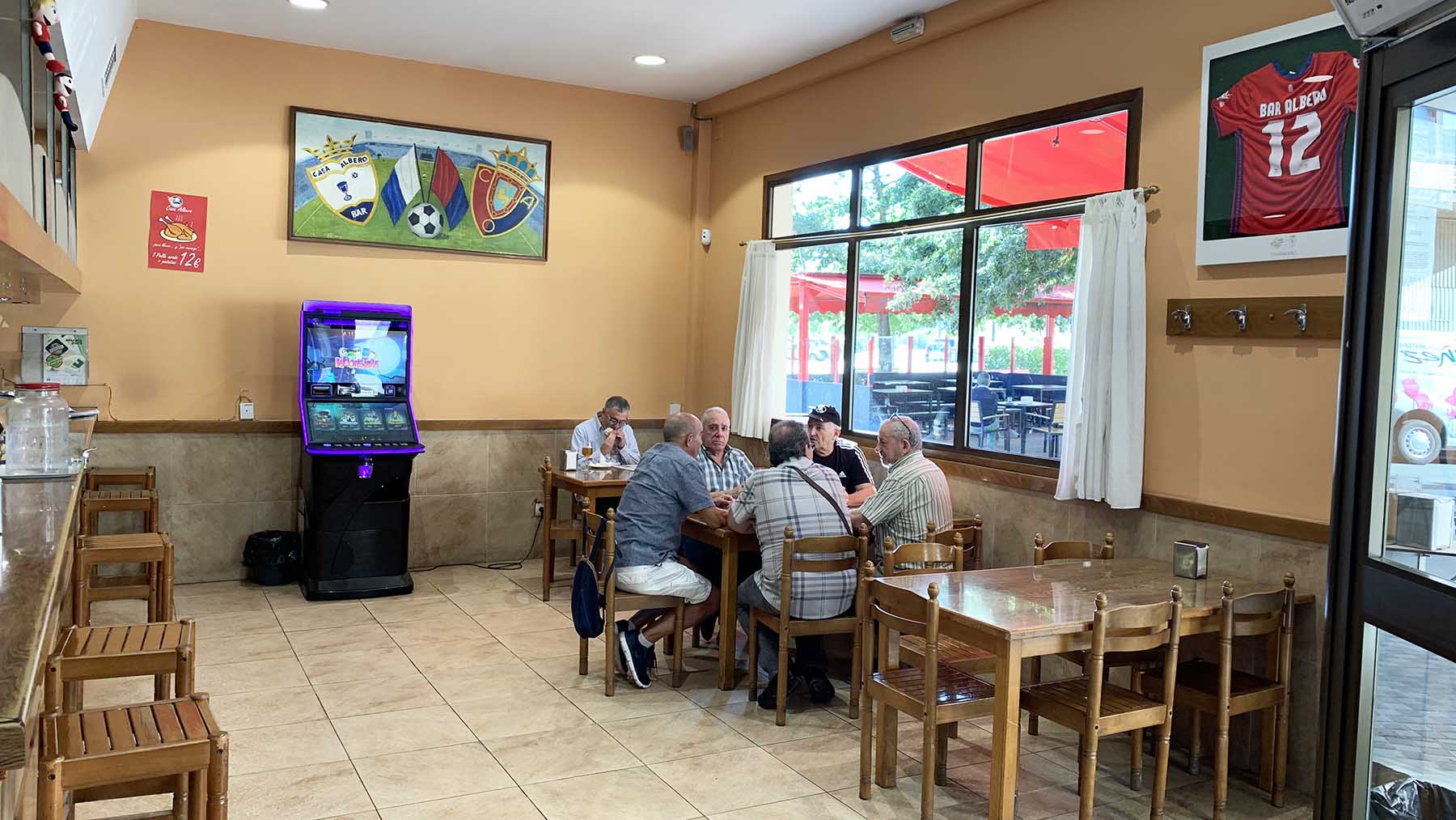 El interior del bar restaurante Casa Albero en Pamplona. Navarra.com