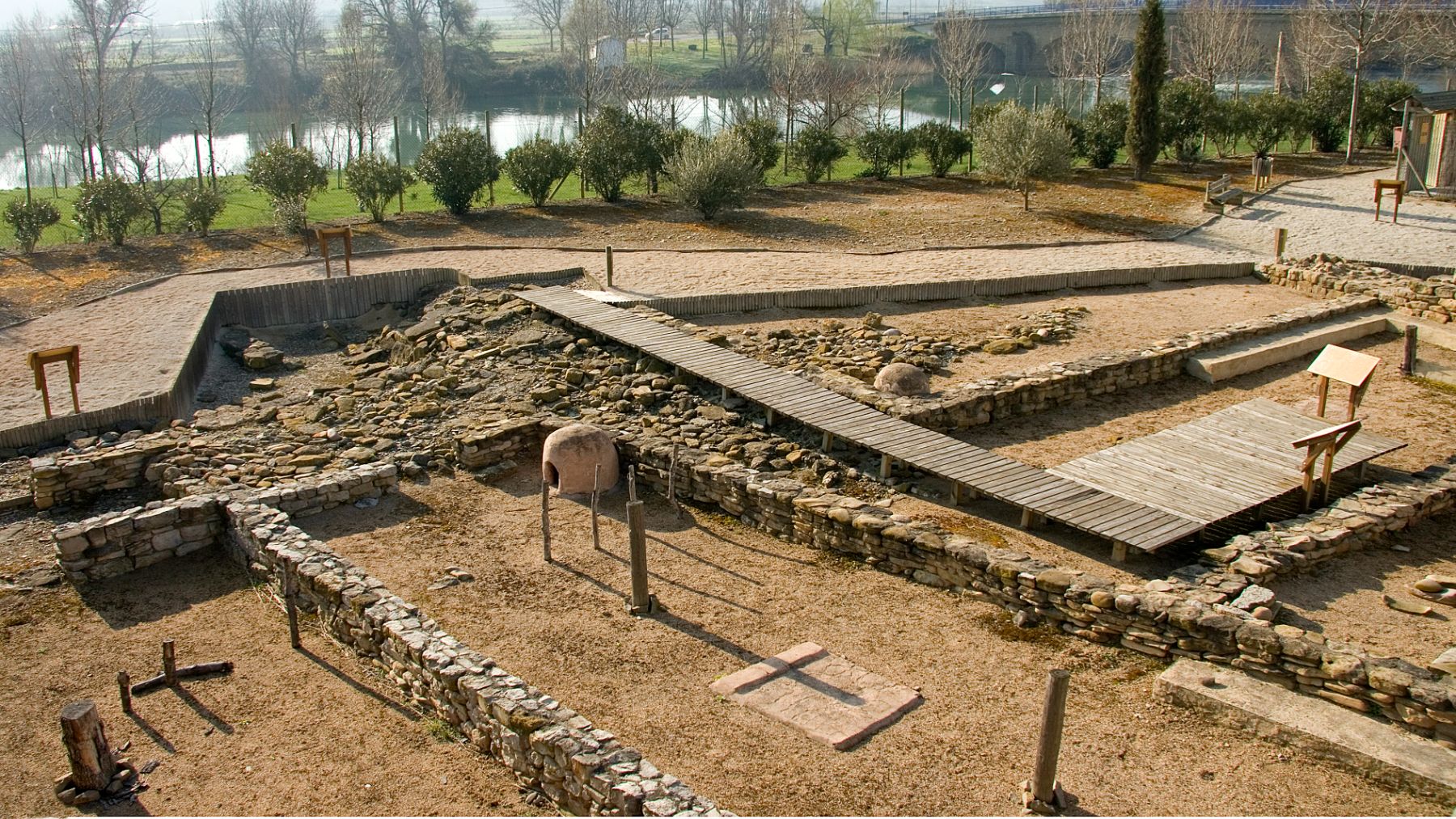 Museo y Yacimiento Arqueológico Las Eretas. AMAYA ACELAY / TURISMO DE NAVARRA