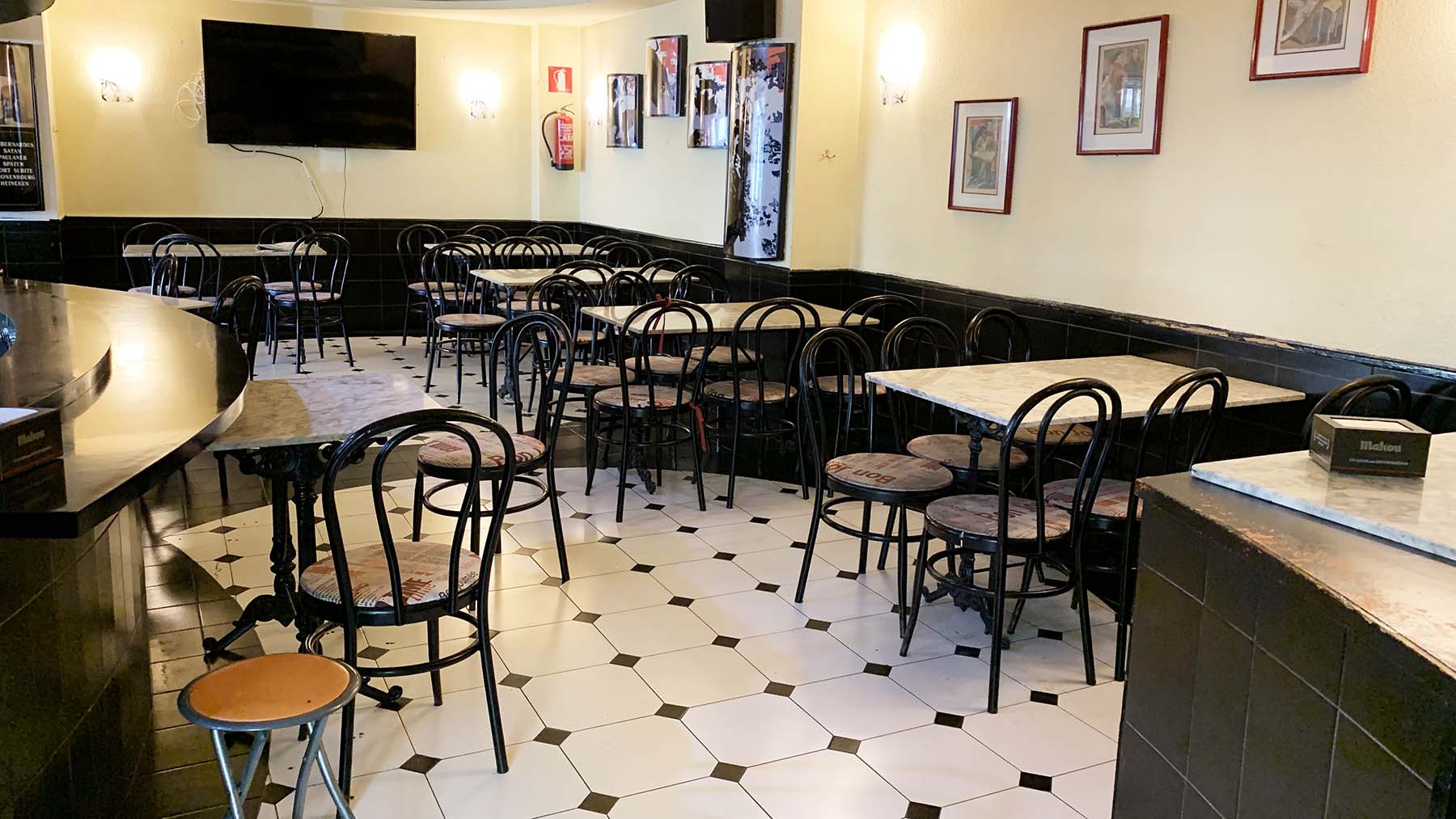 Interior de la cafetería Amabella en Pamplona. Navarra.com