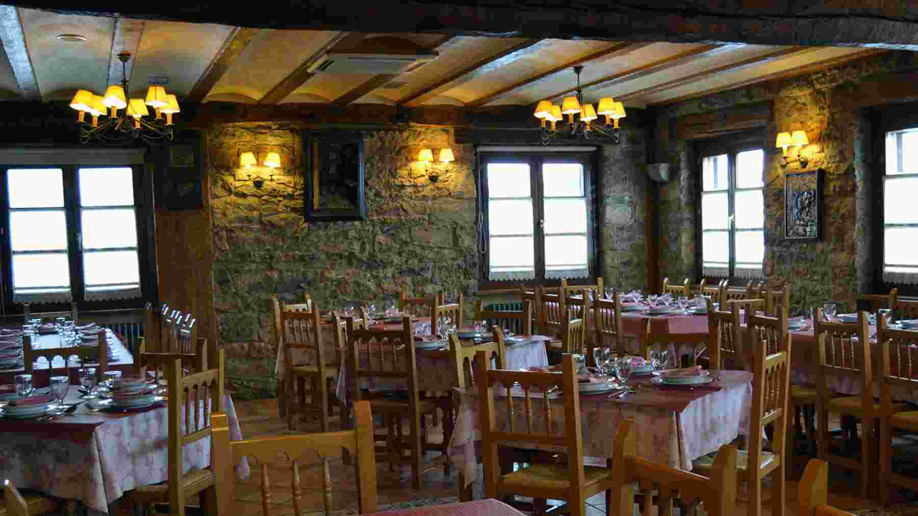 Restaurante Casa Faustina, en Baríndano (Navarra). CASA FAUSTINA