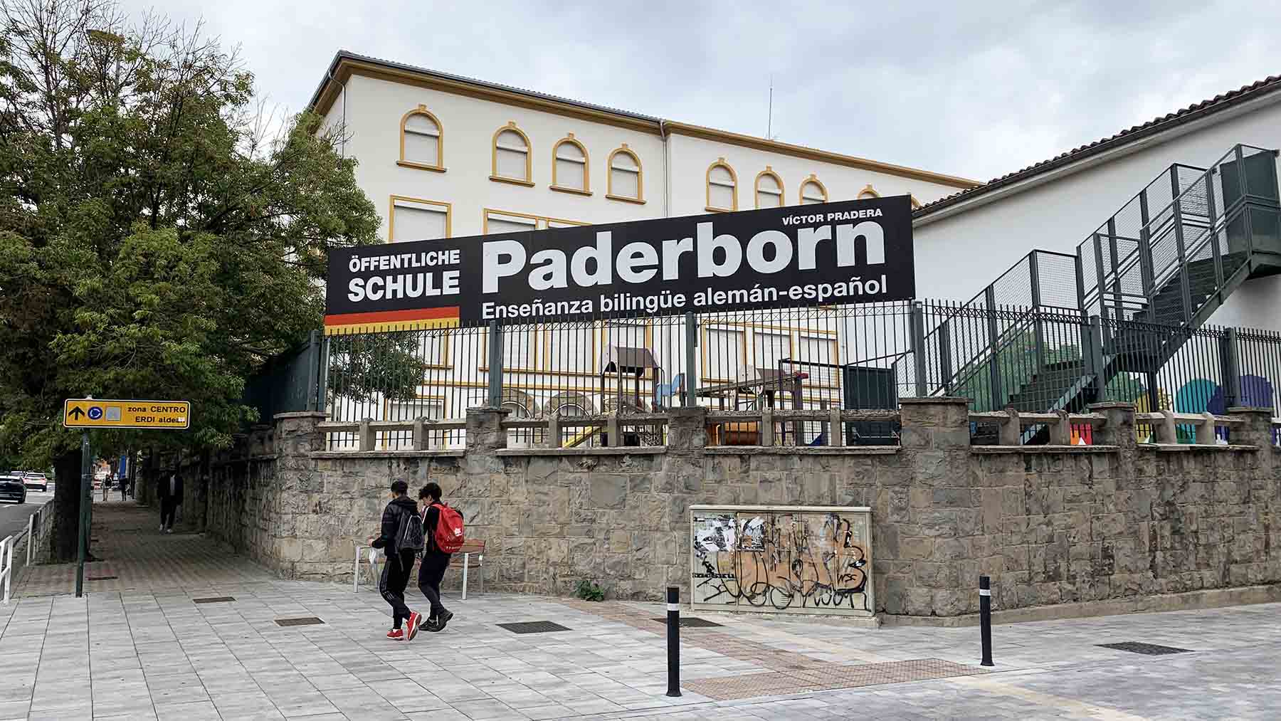 Colegio público Victor Pradera en el barrio de la Milagrosa en Pamplona. Navarra.com