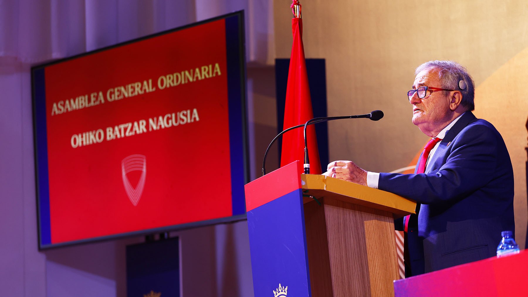 Dimite un directivo de Luis Sabalza en Osasuna sin tomar posesión y le sustituye otro que había dimitido antes