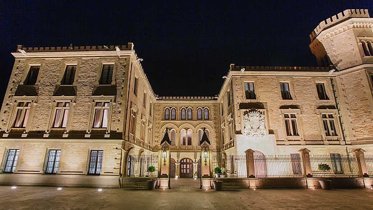 Palacio de la Vega. PALACIO DE LA VEGA