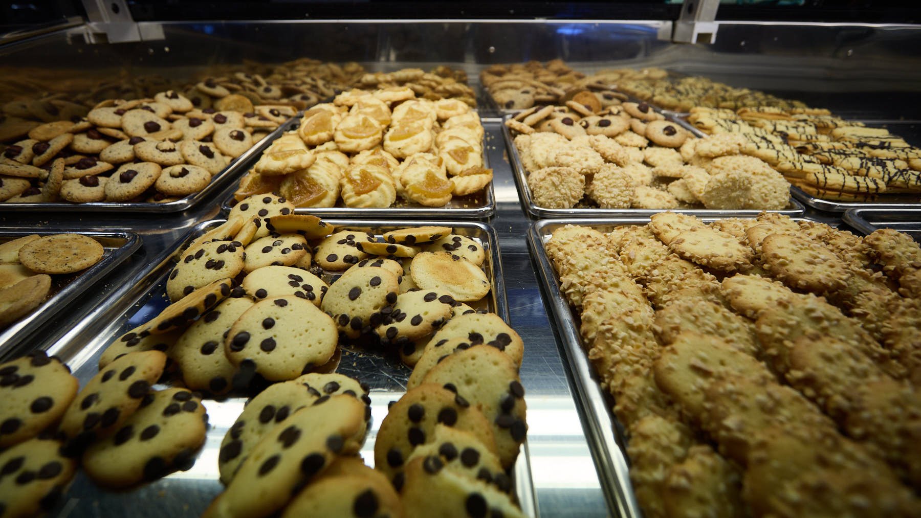 Pastelería Miravalles en la calle Miravalles 17 de Pamplona. IÑIGO ALZUGARAY