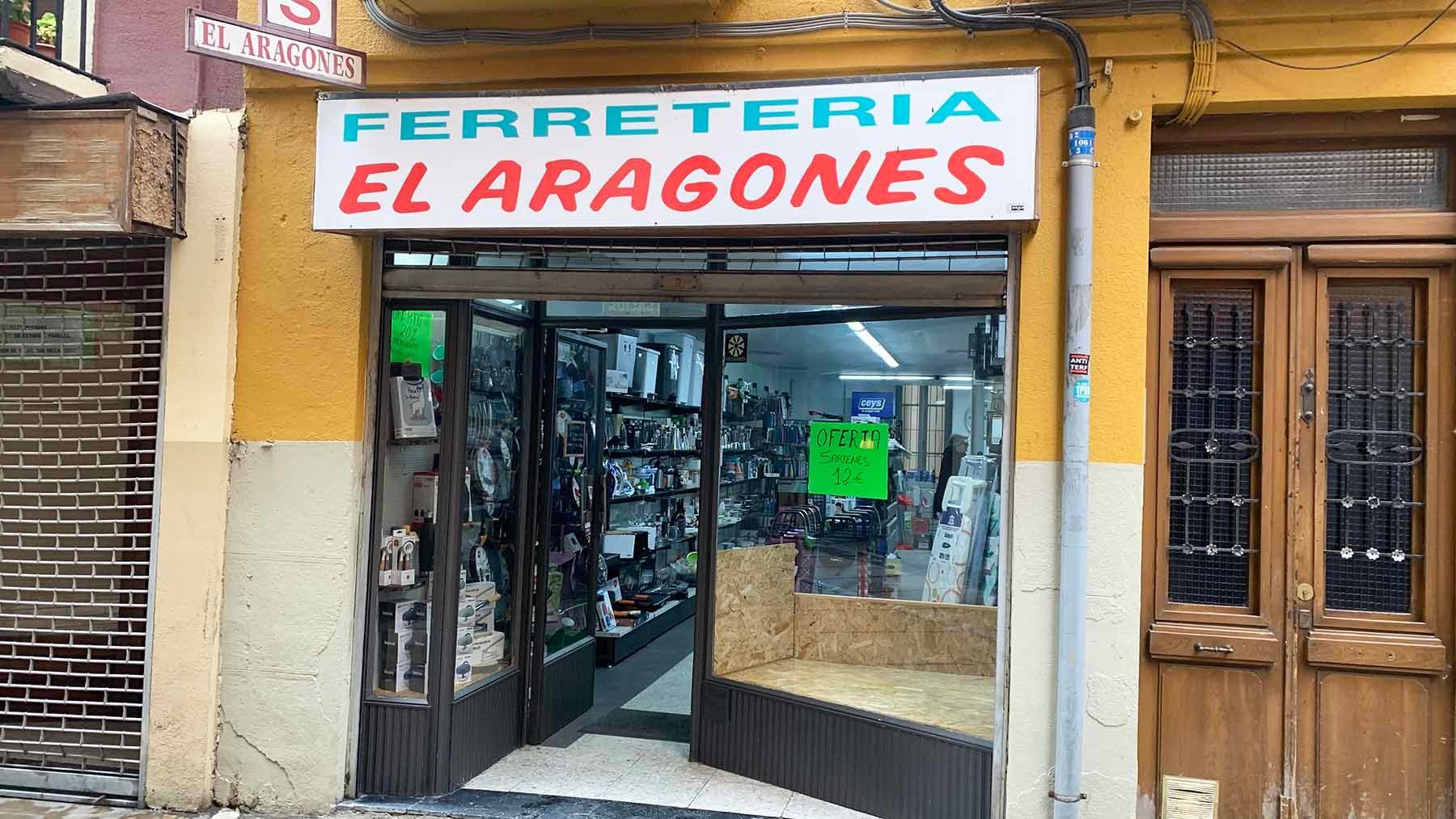 Fachada de la ferretería El Aragonés en la calle Mayor 16 de Estella. Navarra.com