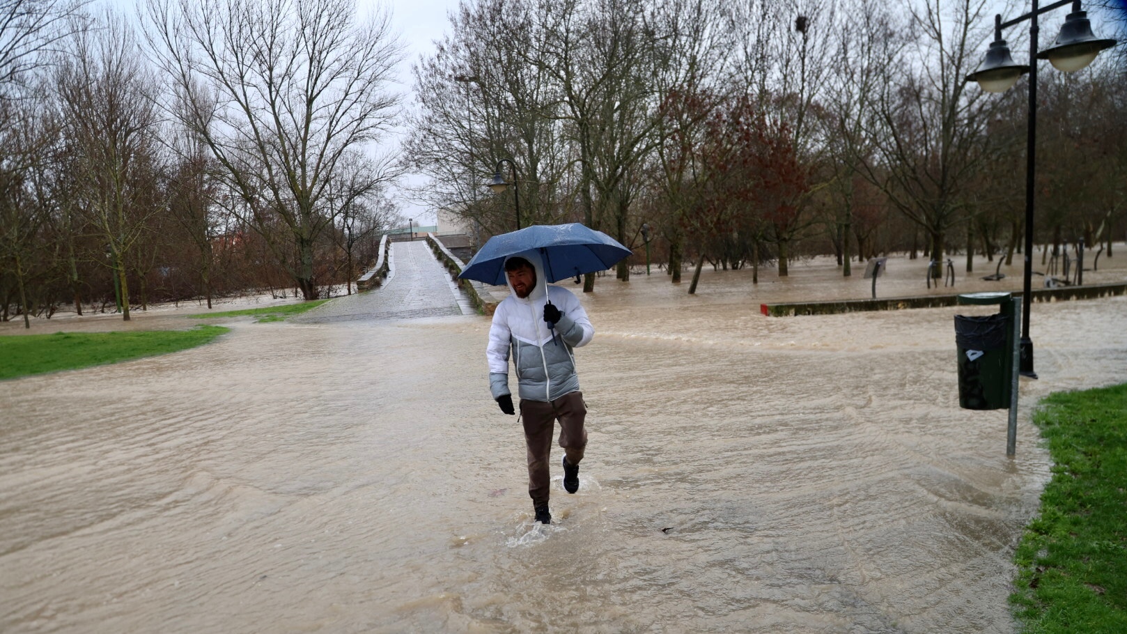 EN DIRECTO | Los ríos se desbordan en toda Navarra: hay serias inundaciones y cortes de tráfico