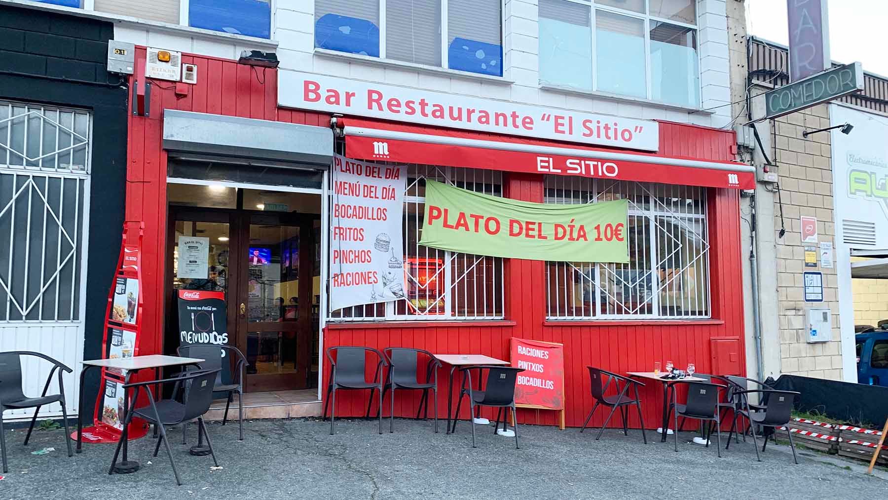 Fachada del bar restaurante El Sitio en Estella. Navarra.com
