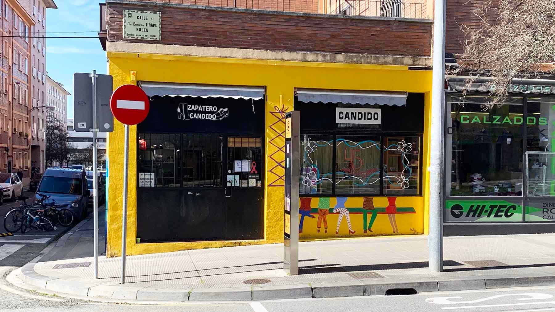 La zapatería Cándido en la calle Bernardino Tirapu 55 de la Rochapea en Pamplona. Navarra.com