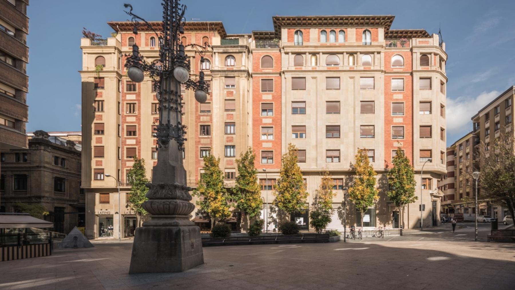 Venden en Pamplona 'la casa de tus sueños' en un edificio emblemático del centro de la ciudad