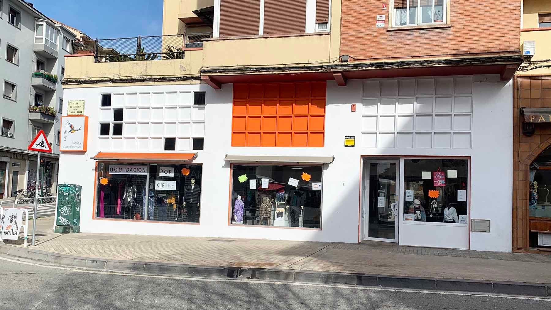 Tienda de moda y complementos en el barrio de la Milagrosa en Pamplona. Navarra.com