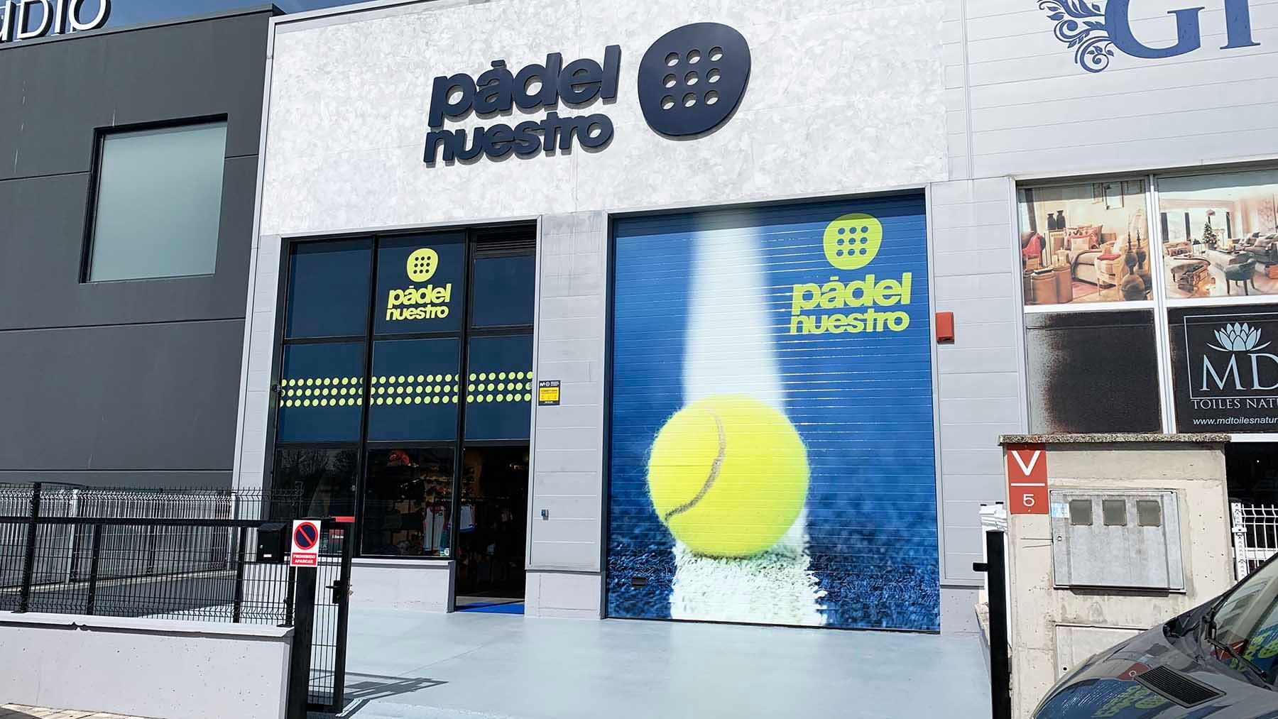 La tienda Pádel Nuestro en el polígono industrial de Mutilva. Navarra.com