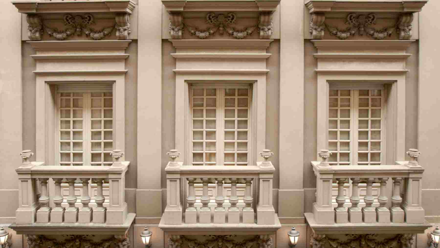 Balconada del primer piso del Palacio de Echauri. FUNDACIÓN MIGUEL ECHAURI