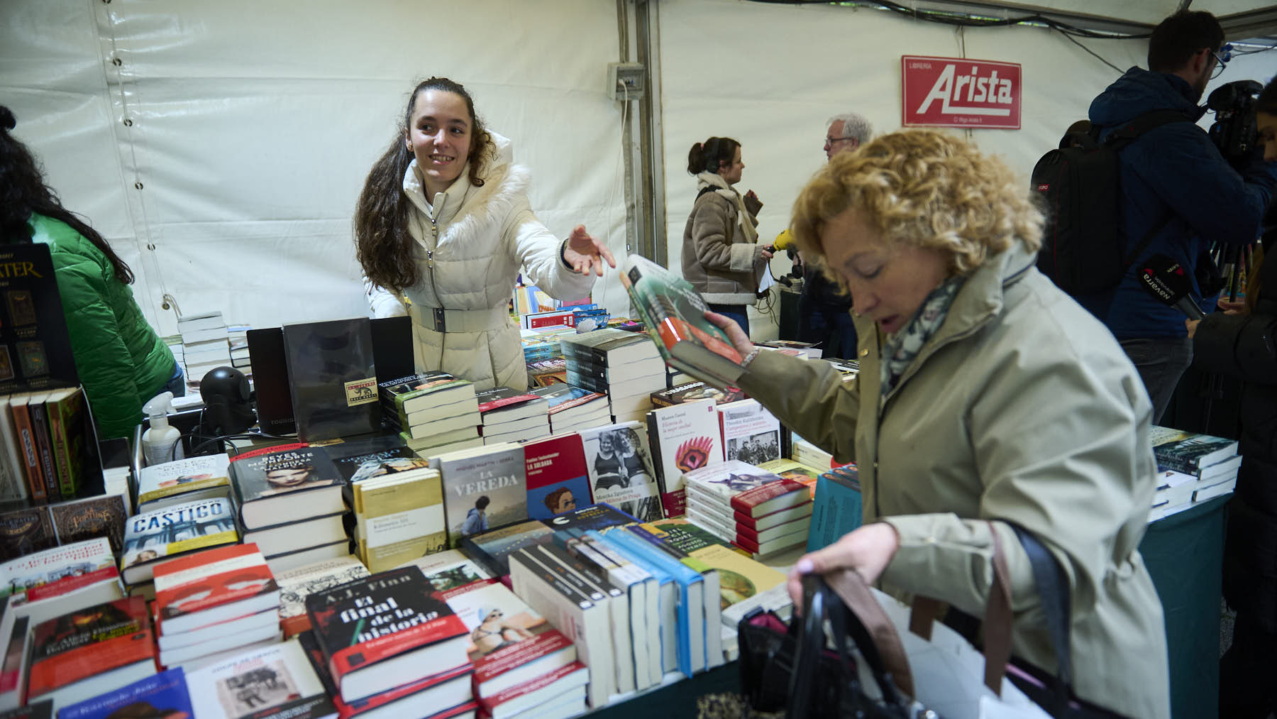 Comienza la Feria del Libro en Pamplona: horarios, descuentos y curiosidades