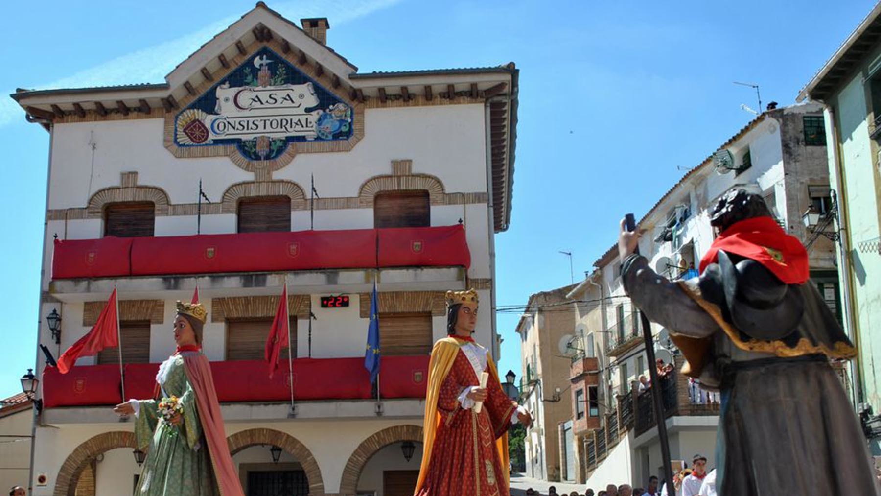 San Isidro también se celebra en Navarra: el pueblo que sale de fiesta y tiene encierros