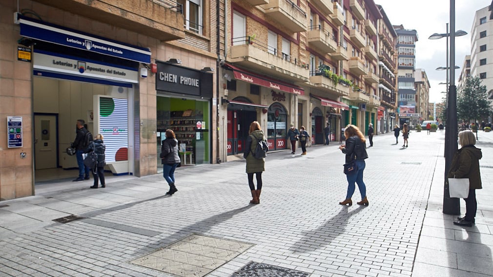 Las cuatro calles comerciales del centro de Pamplona que van a mejorar su iluminación