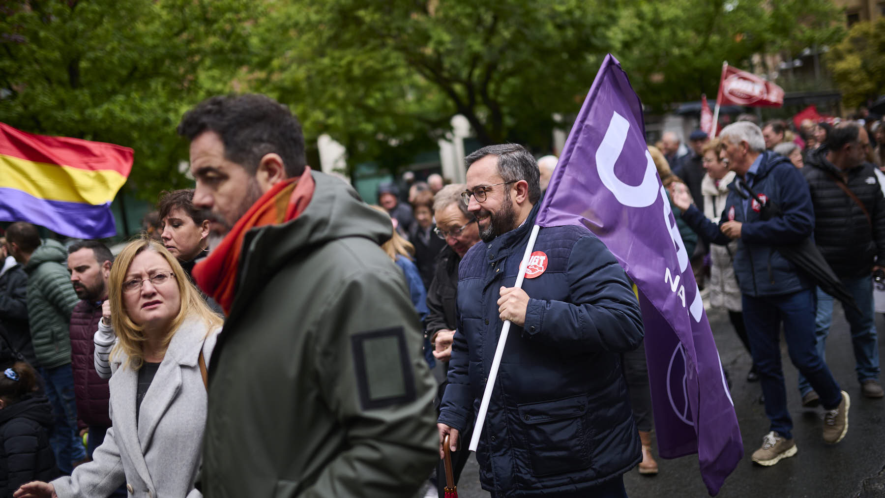 Un decadente y politizado 1 de mayo: ridícula asistencia a las manifestaciones de Navarra