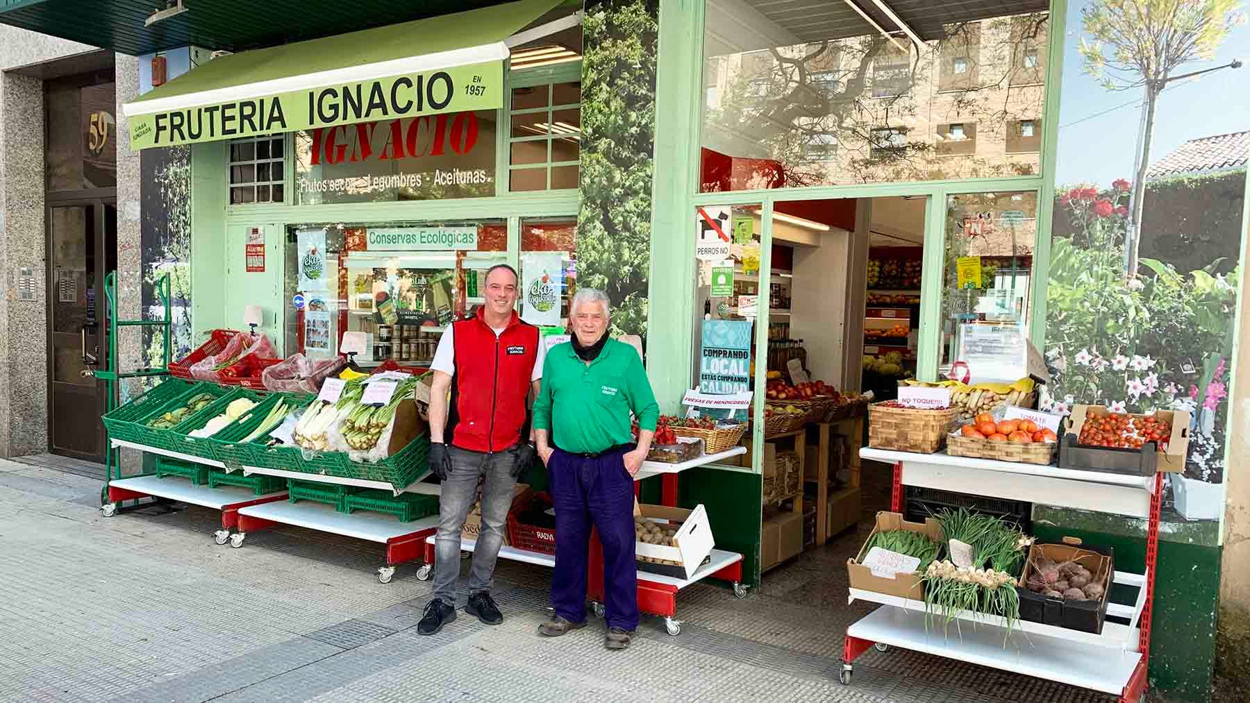 Fachada de la frutería Ignacio en el barrio de la Rochapea en Pamplona. Navarra.com