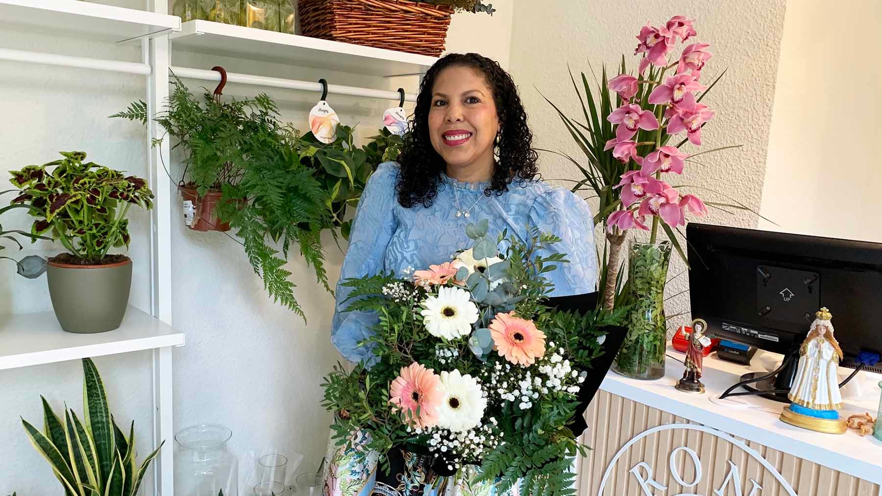 Eriket Leanivis es la dueña del estudio floral Berónica, en la avenida de Sancho el Fuerte 10 de Pamplona.