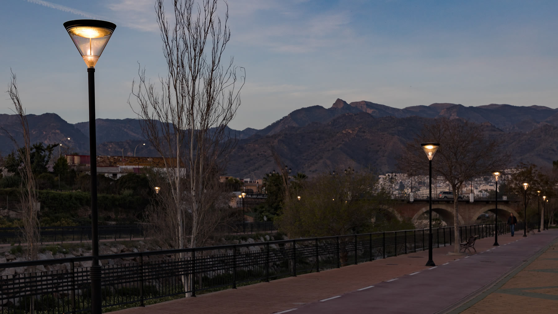 ATP Iluminación LED eficiencia Nerja Málaga Costa del Sol.