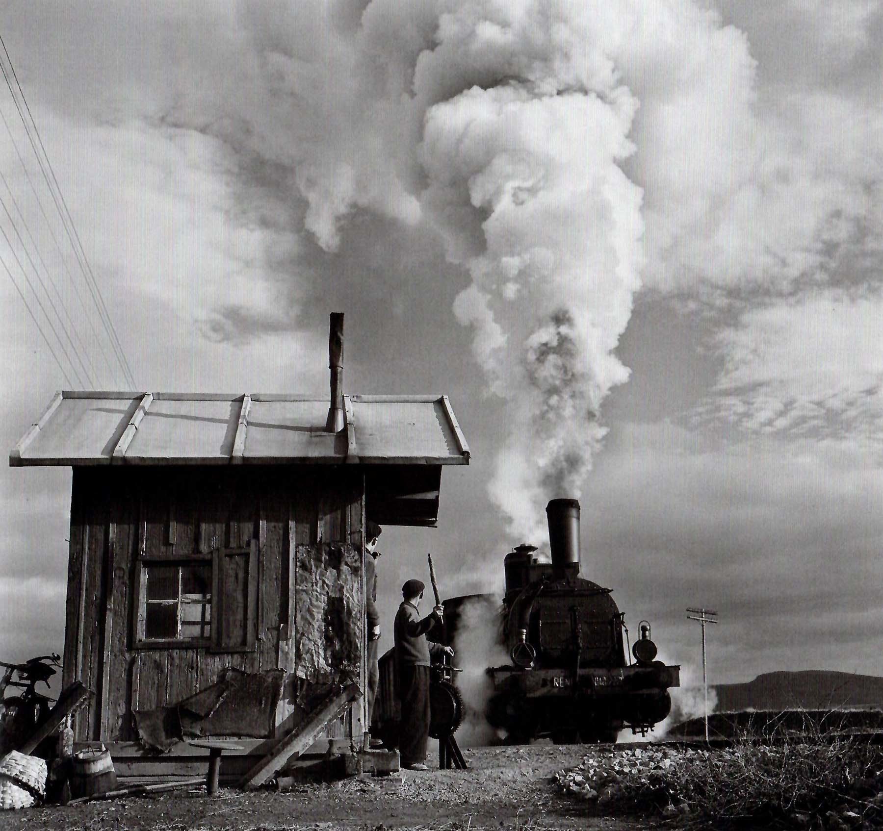 Año 1959, el paso a nivel de Campanas. (Foto Javier Cejuela, cortesía de la familia)