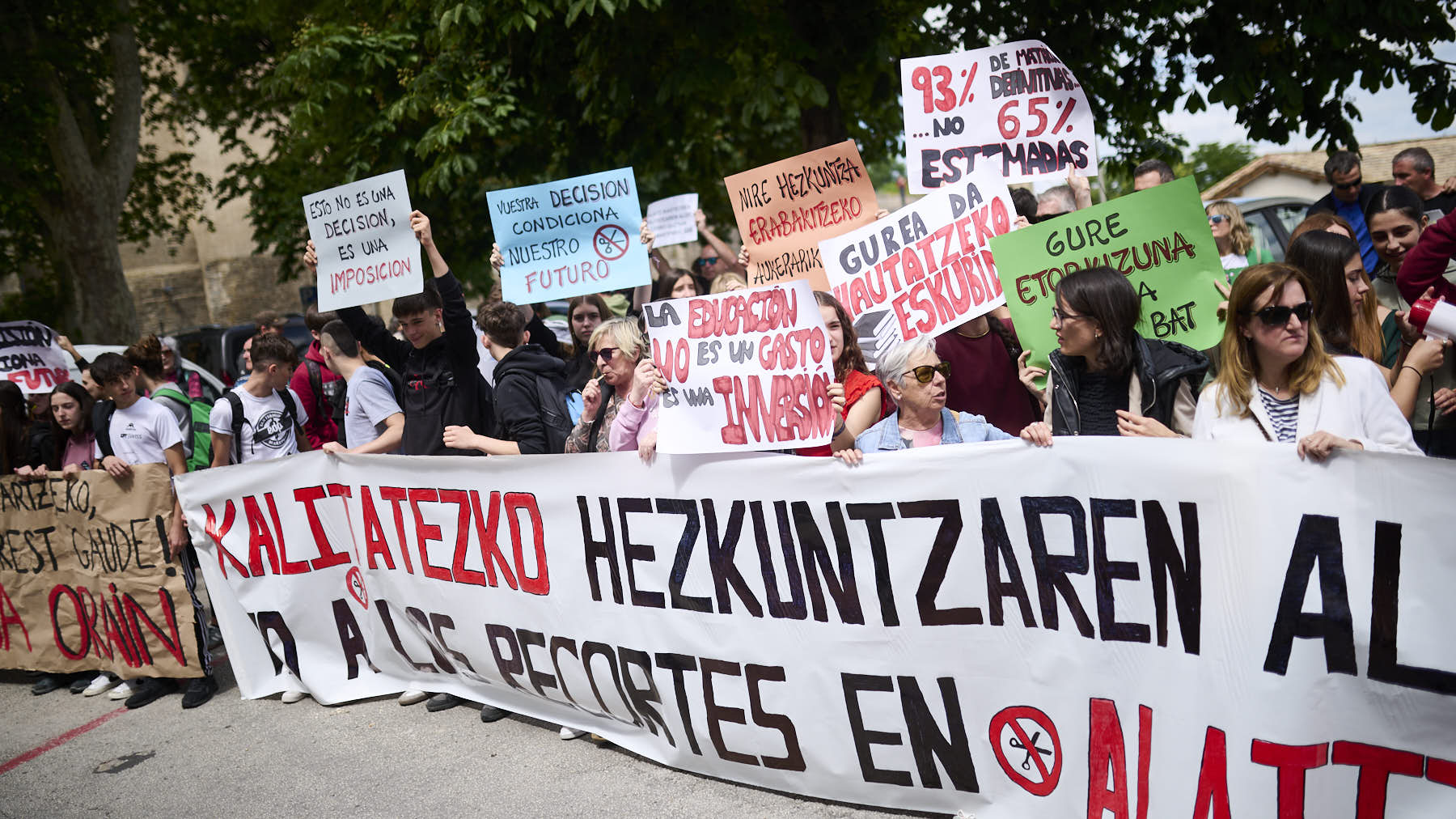 Un instituto de Navarra estalla contra Gimeno y Educación: 
