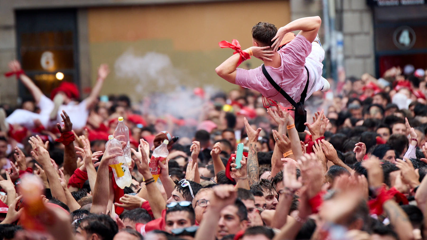 Las fotos más divertidas del Chupinazo de San Fermín: un baño de ...