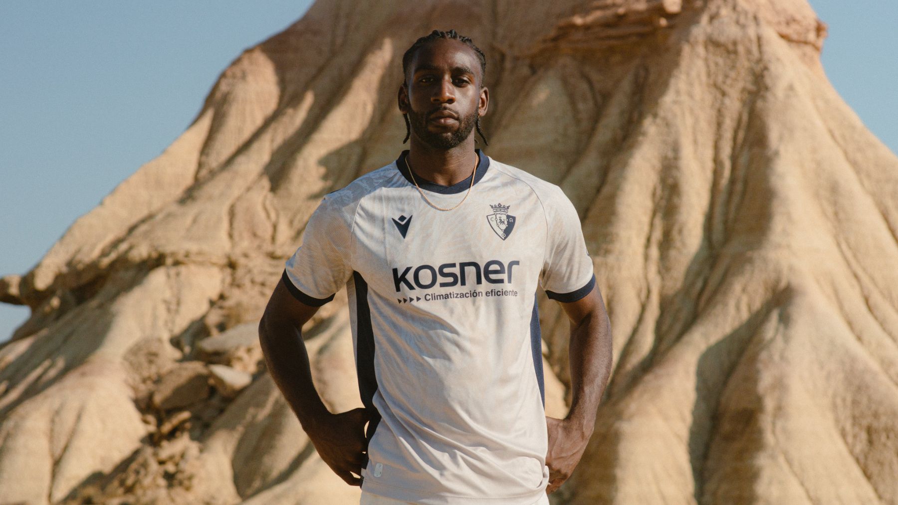 La segunda camiseta de Osasuna para la temporada 2024/2025 será blanca. OSASUNA