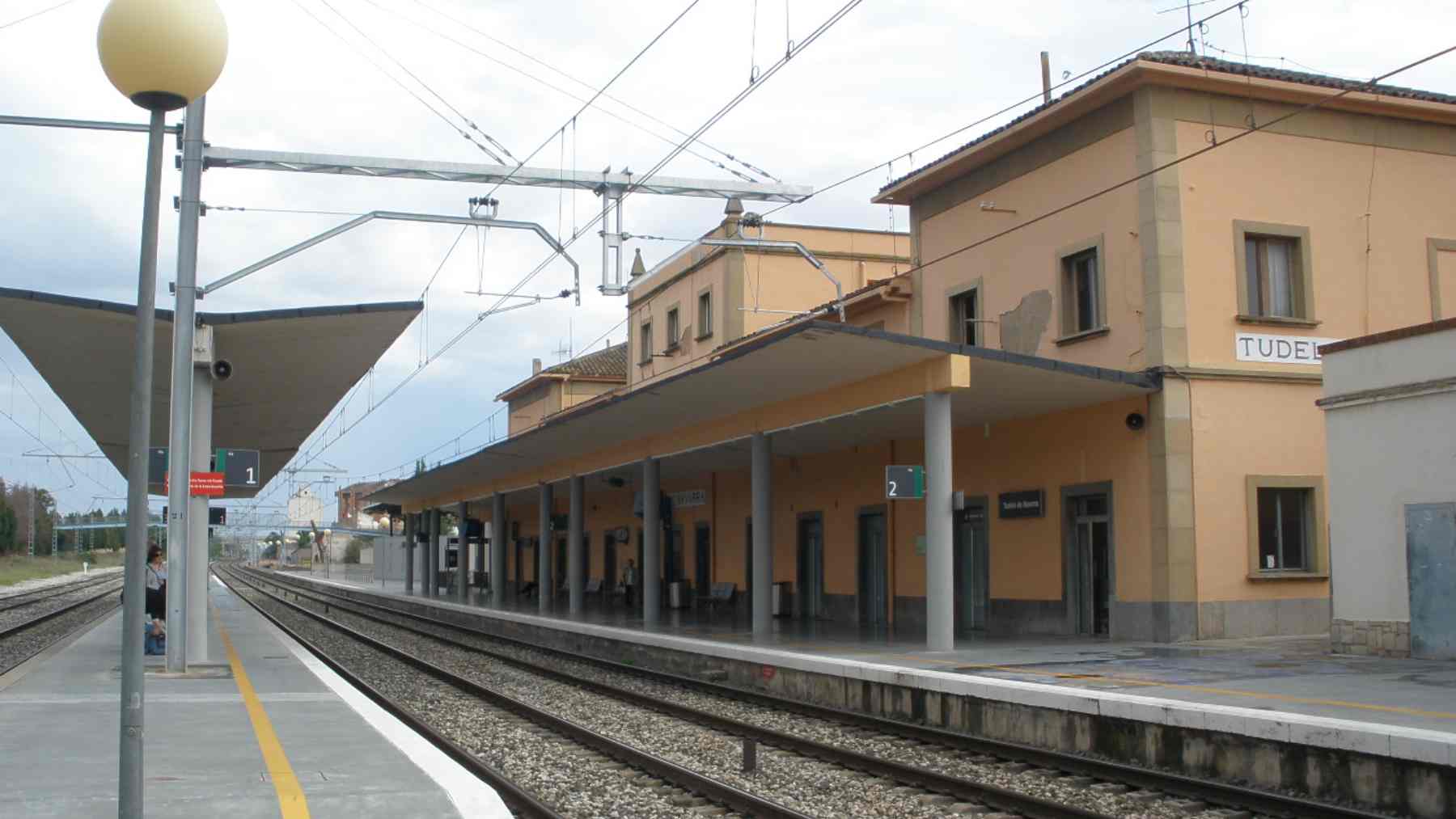 El PSN rompe cinco meses de silencio cómplice y simula ahora rebelarse contra Renfe por la supresión del tren en Tudela