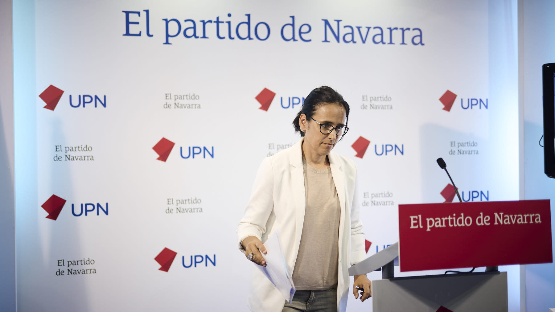 La parlamentaria de UPN Leticia San Martín informa en rueda de prensa sobre las listas de espera en Salud. PABLO LASAOSA