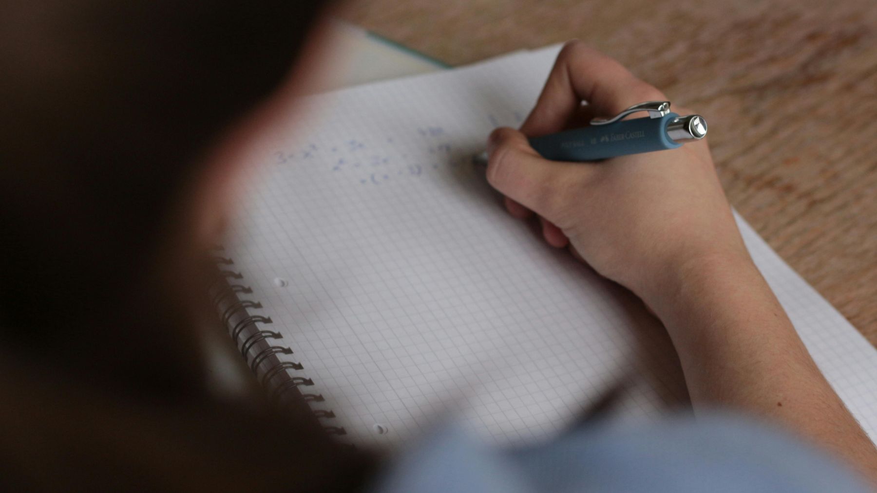 Los cuatro estudiantes premiados en Navarra por tener las mejores notas de Bachillerato