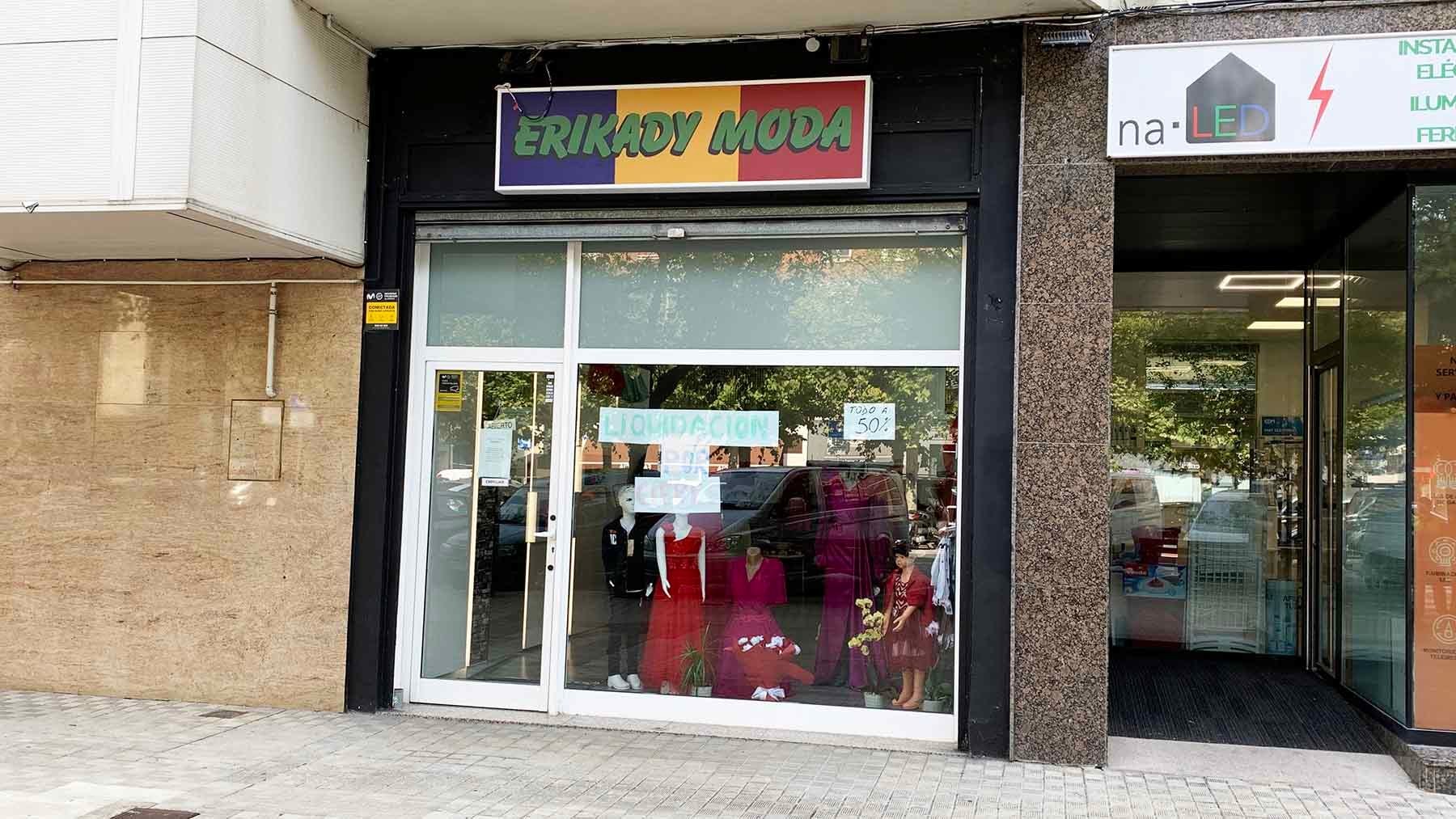 Fachada de la tienda Erikady Moda en el barrio de Iturrama de Pamplona. Navarra.com