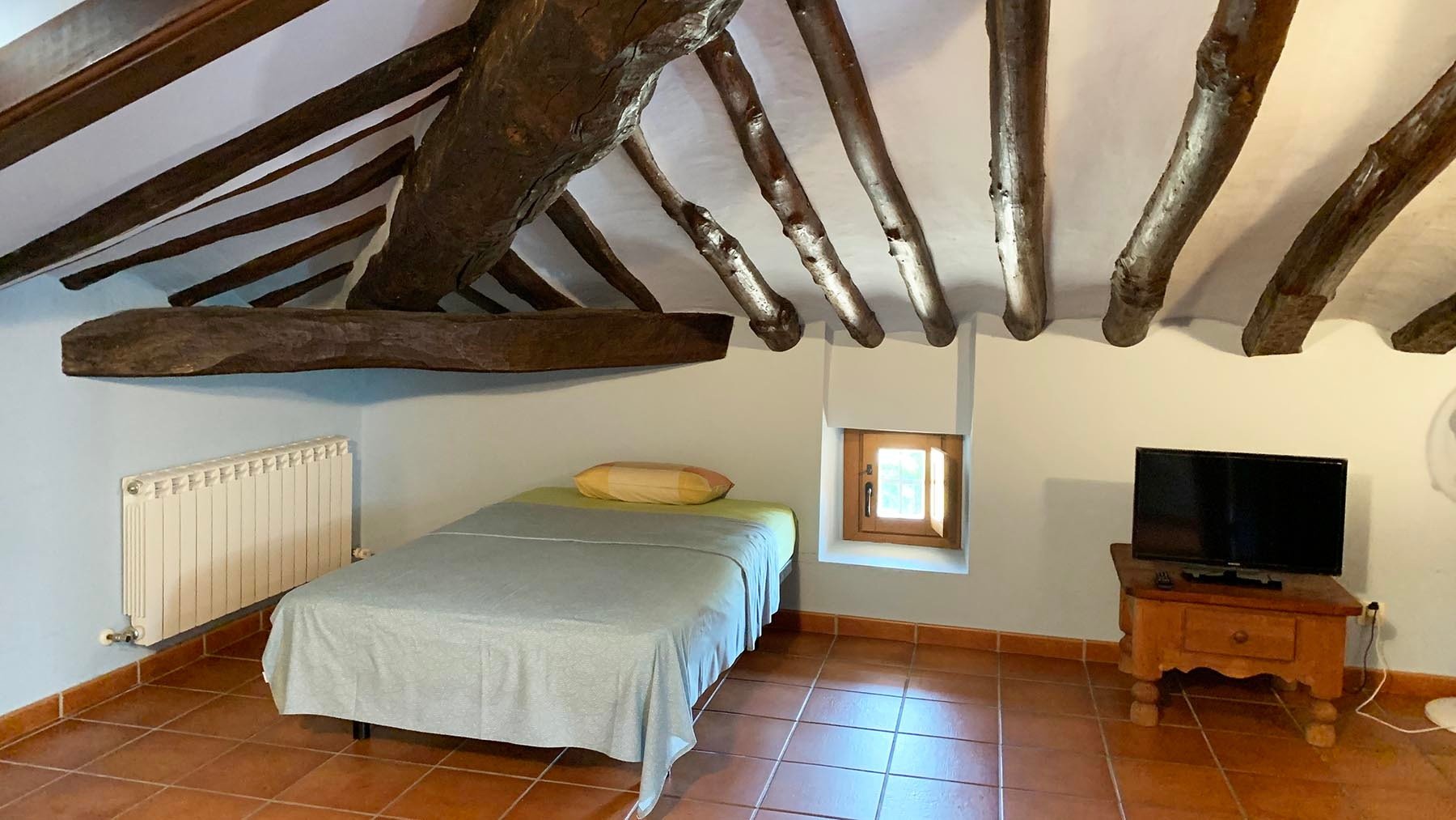 Una habitación en la casa rural 'Casa Luisa' en Abáigar. Navarra.com