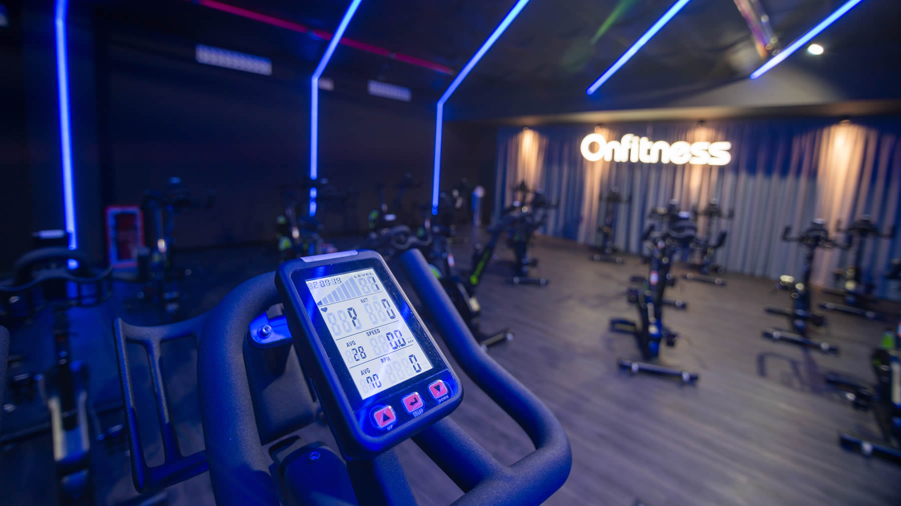 Onfitness estrena nueva sala de ciclo indoor en su gimnasio de Pamplona. CEDIDA