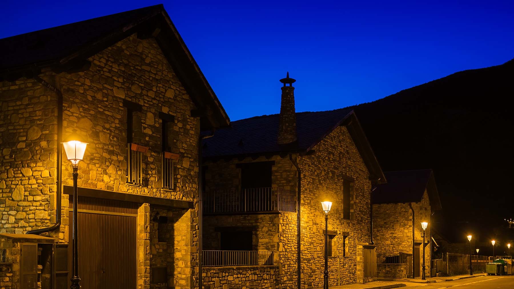 Las nuevas luminarias mejoran la comodidad visual gracias al Difusor Confort®, una innovación patentada por ATP para mitigar el deslumbramiento del LED.