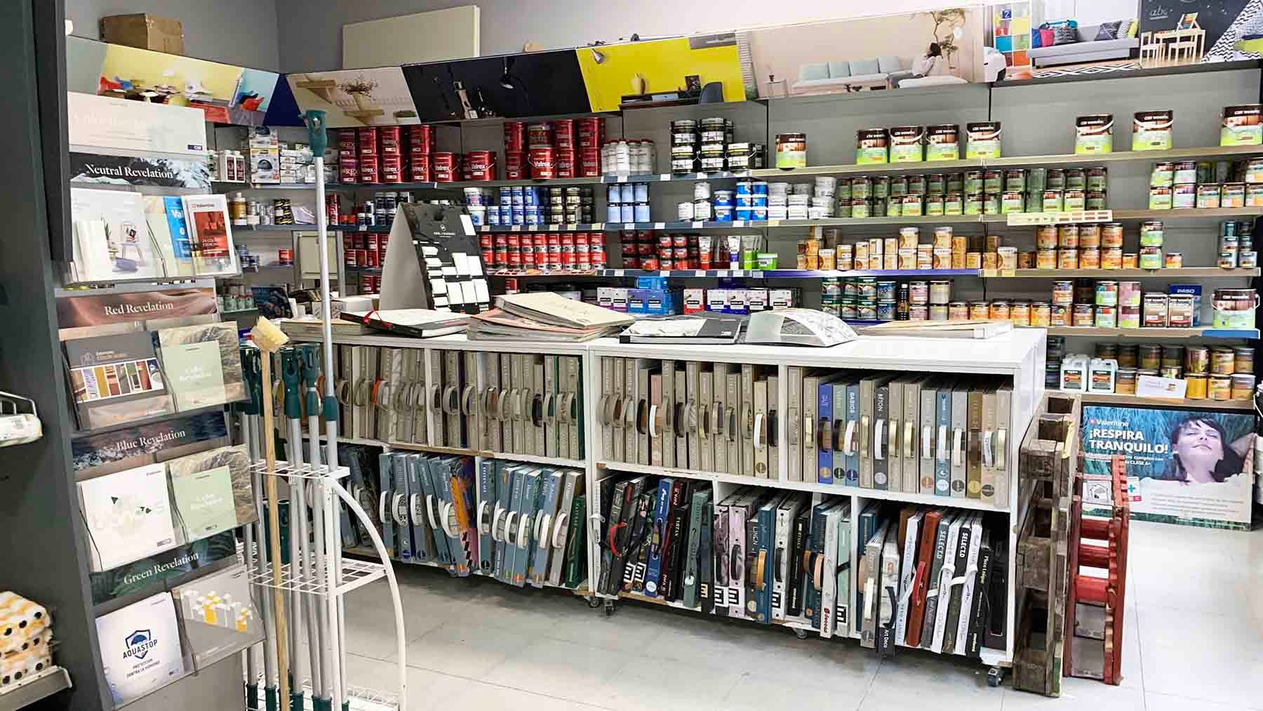 Tienda de pintura Decormat en la calle Abejeras de Pamplona. Navarra.com