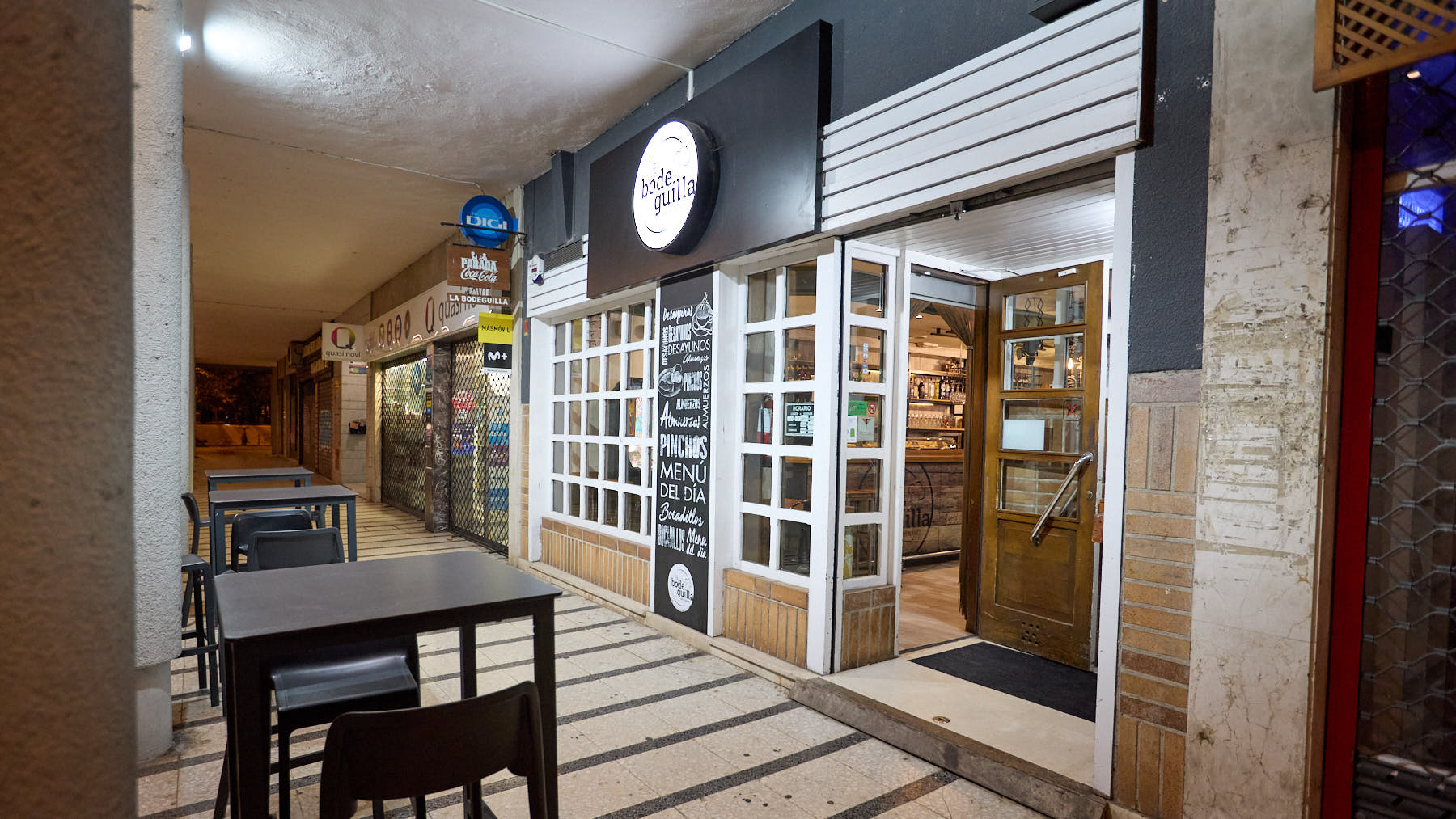 Restaurante La Bodeguilla, en la avenida Pamplona 2 de Barañáin. IÑIGO ALZUGARAY