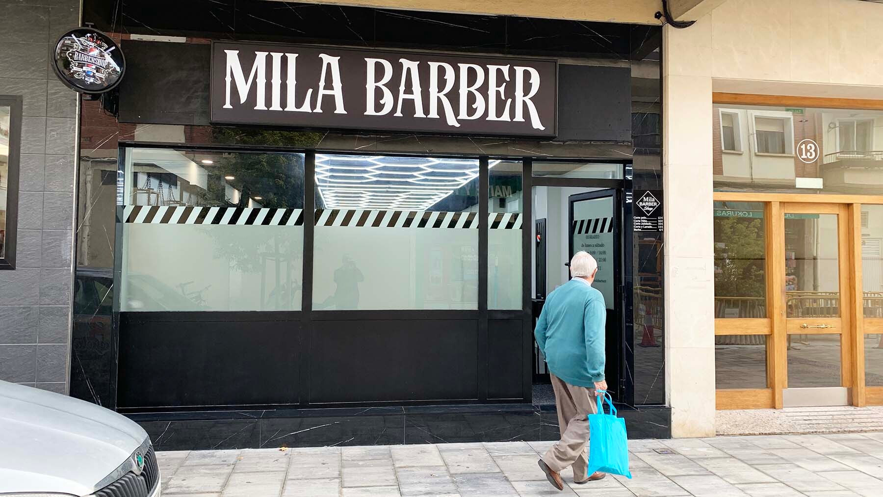 Nueva peluquería en la calle Rio Irati de Pamplona. Navarra.com