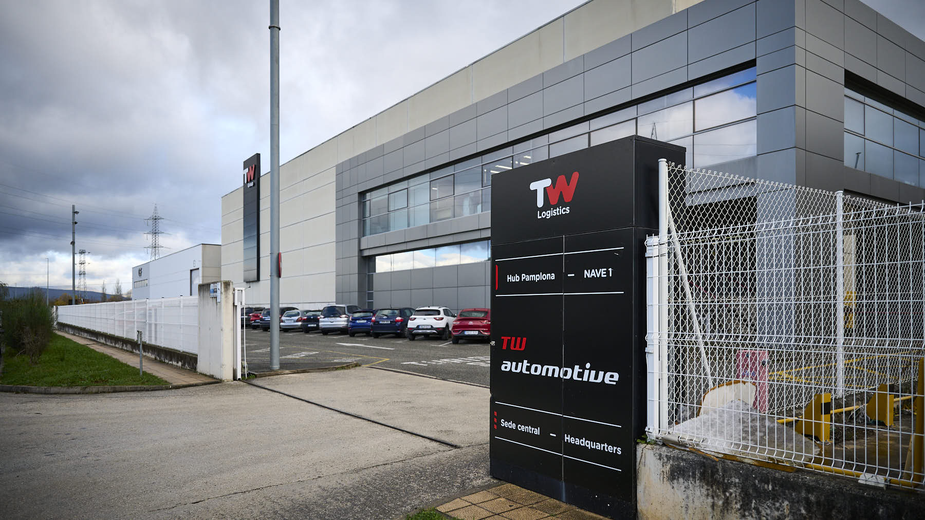 Truck & Wheel Automotive, en el polígono Arazuri Orcoyen. PABLO Truck & Wheel Automotive, en el polígono Arazuri Orcoyen. PABLO LASAOSALASAOSA