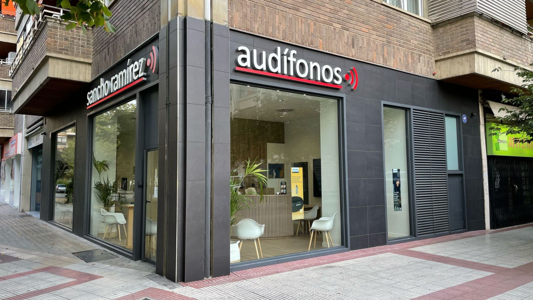 Fachada del centro Audífonos Sancho Ramírez. CEDIDA