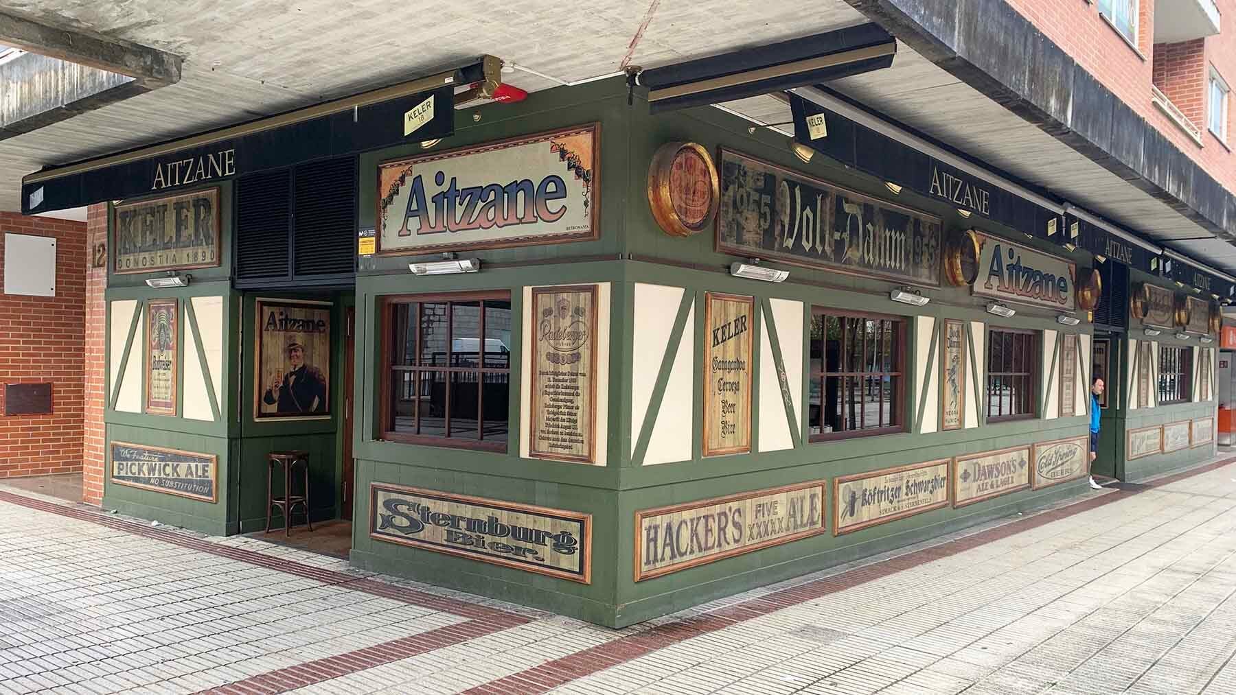 Fachada de la cervecería Aitzane en la calle Benjamín de Tudela 12 trasera de Pamplona. Navarra.com