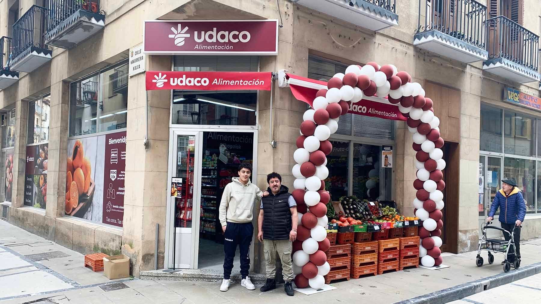 Fachada del nuevo supermercado Udaco en Estella. Navarra.com