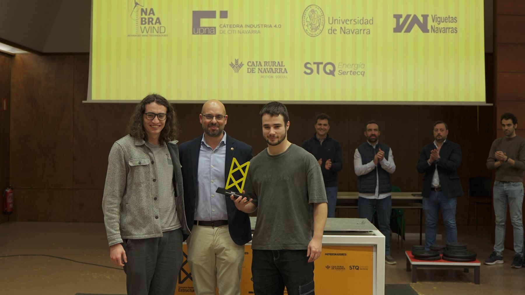 El equipo formado por Juan Mina y Daniel Novoa, estudiantes de 4ª de Ingeniería de la UPNA.