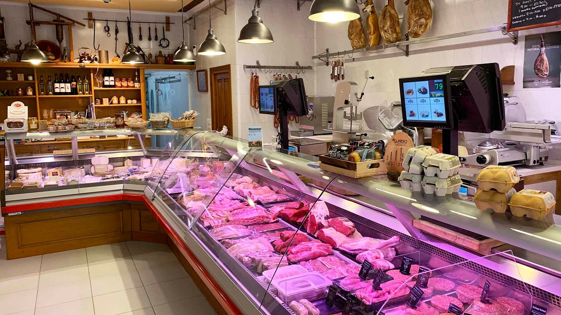 Carnicería Sanz, en Puente la Reina desde 1933. Navarra.com