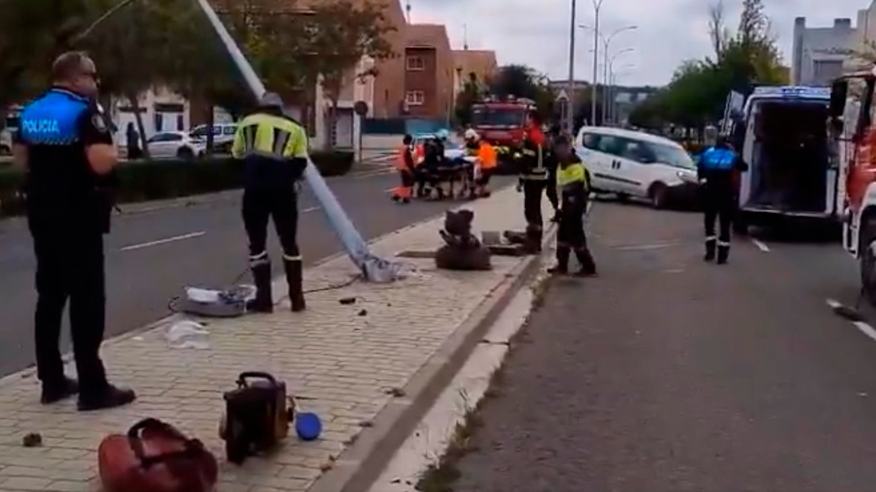 VÍDEO | Las impactantes imágenes del accidente en el centro de Tudela con tres jóvenes heridos